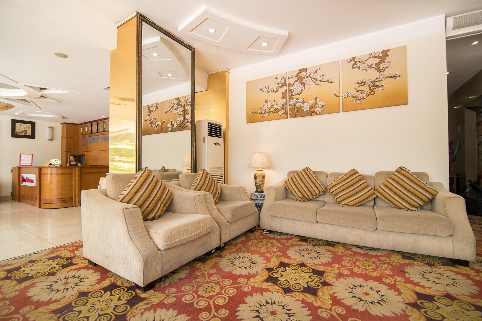 Home Hotel Truong Cong Giai Ханой Екстериор снимка