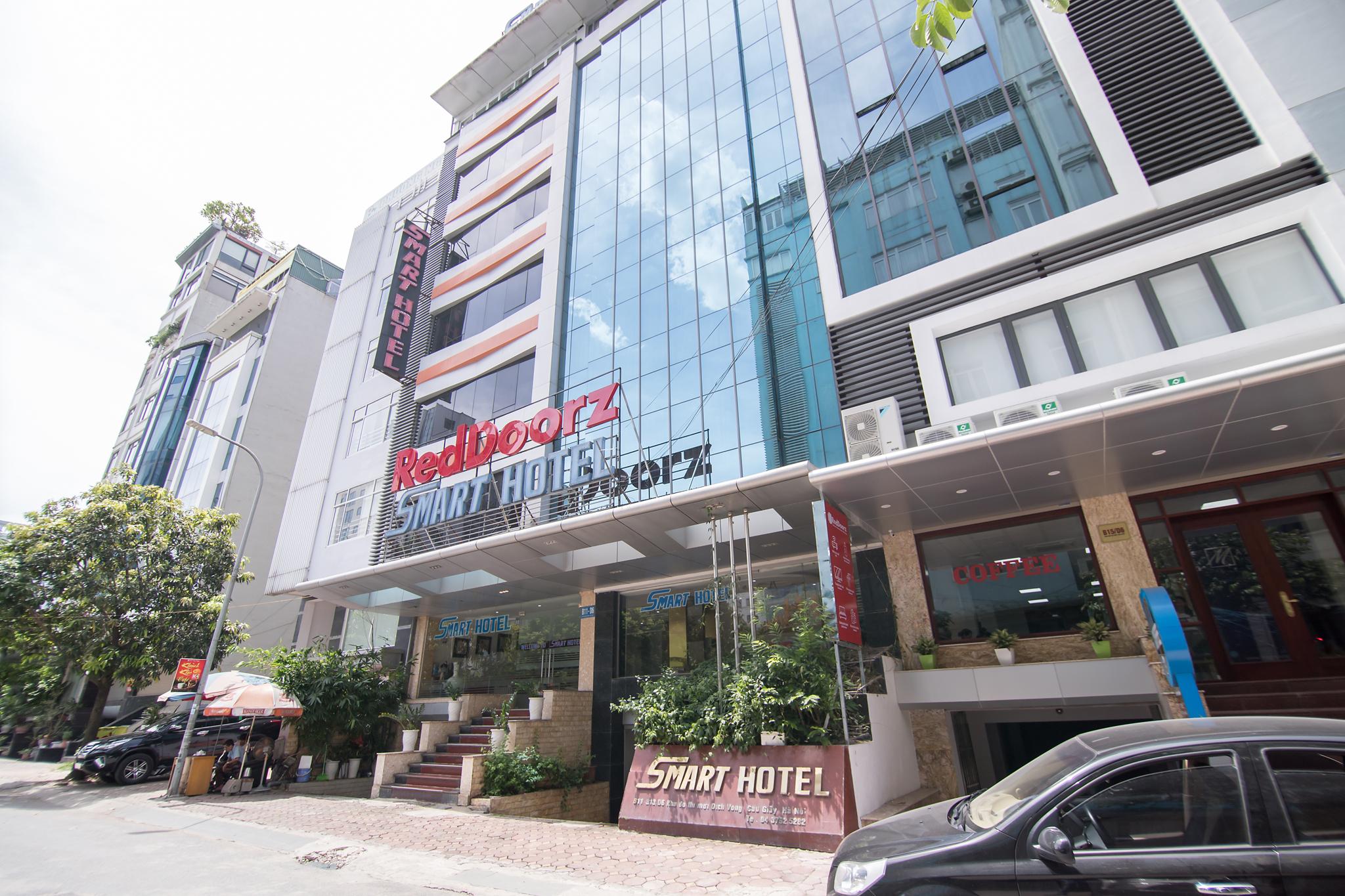 Home Hotel Truong Cong Giai Ханой Екстериор снимка